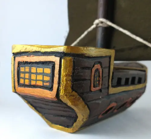 Navio Pirata de Madeira