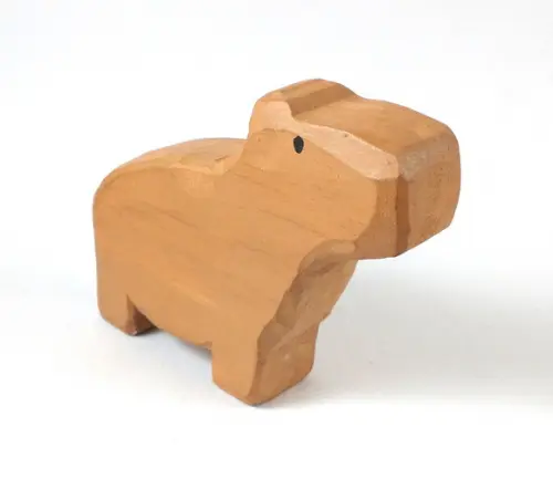 Capivara de Madeira Grande