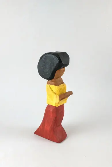 Mulher de Madeira 3
