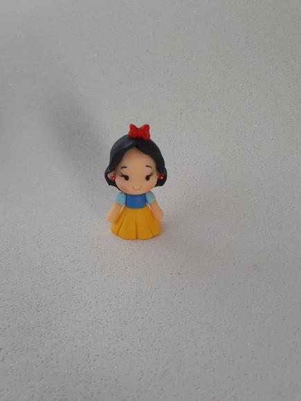 Aplique Branca de Neve em Biscuit