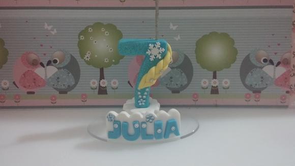Vela Personalizada Frozen em Biscuit