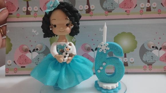 Vela Personalizada Frozen em Biscuit