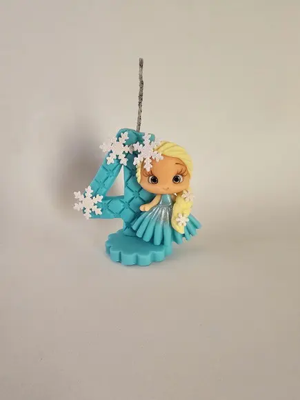 Vela Personalizada Frozen em Biscuit