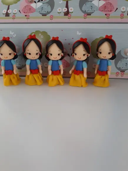 Aplique Branca de Neve em Biscuit