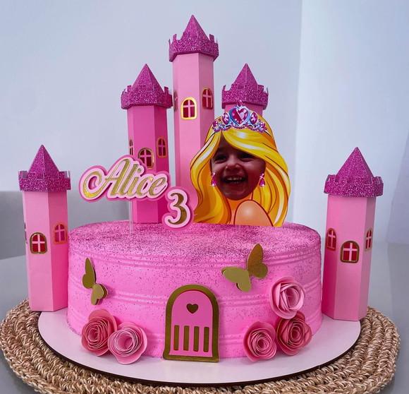 Topo de Bolo Castelo Barbie