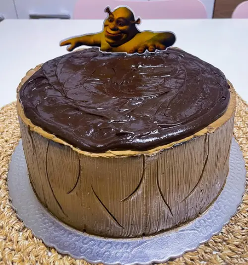 Topo de Bolo Shrek no Pântano