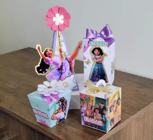 Kit de Personalizados Luxo Encanto Disney 40 Peças