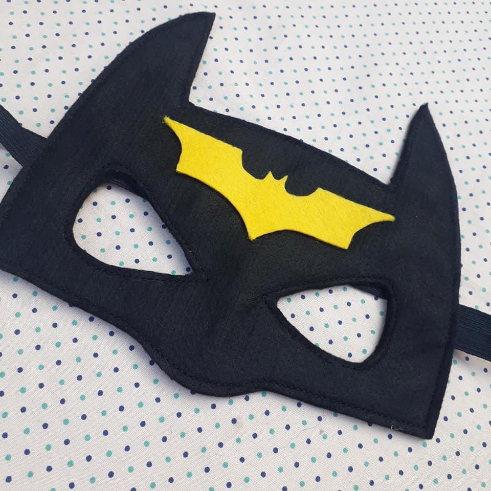 Máscara do batman em feltro