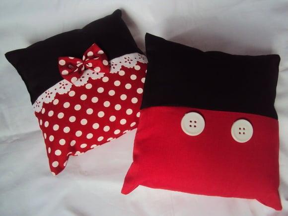 Almofada Mickey e Minnie