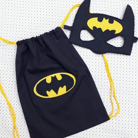 Kit Mochilinha e Máscara Festa Super Herói Batman