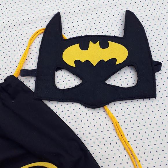 Kit Mochilinha e Máscara Festa Super Herói Batman