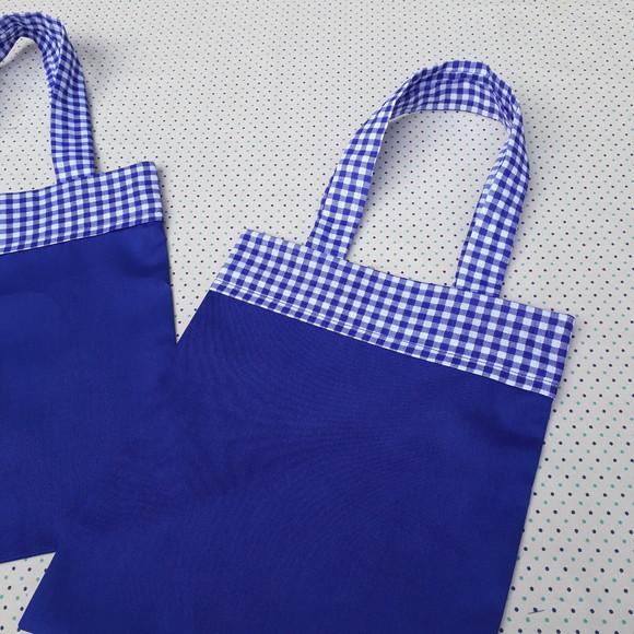 Sacolinha de Tecido Azul com Xadrez Lembrancinha Fazendinha