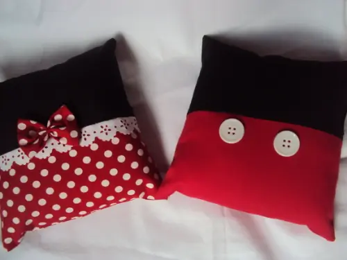 Almofada Mickey e Minnie