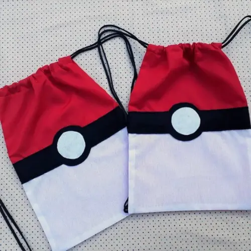 Lembrancinha Mochila em Tecido Festa Pokémon 24 x 32 cm