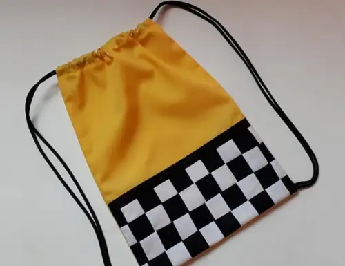 Lembrancinha Mochilinha Mcqueen Bandeira Quadriculada