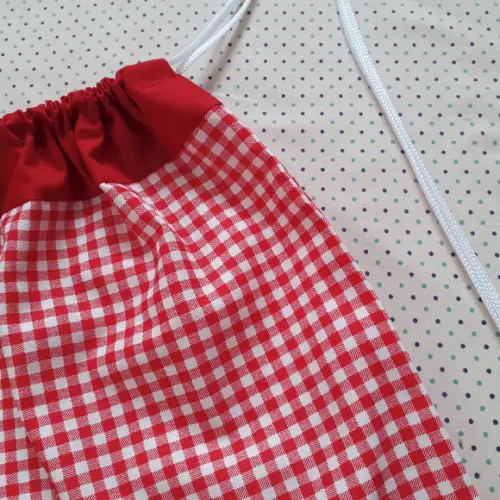 Mochilinha Xadrez Vermelho Festa Junina Fazendinha