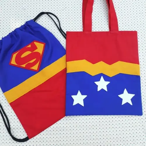 Sacolinha Super Homem e Mulher Maravilha Festa Super Hero