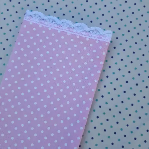 Saquinhos de Tecido Rosa Bebê com Renda para Lembrancinhas