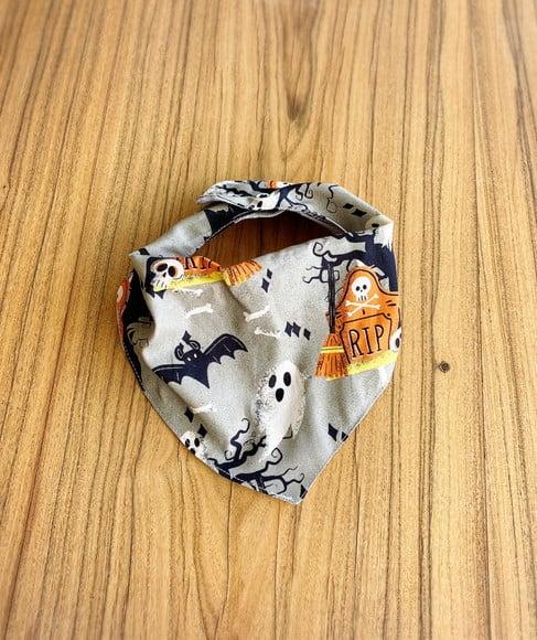 Babador Bandana Halloween Cinza