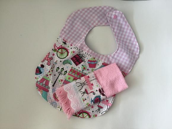 Kit Babador Paris Rosa + Pano de Boca