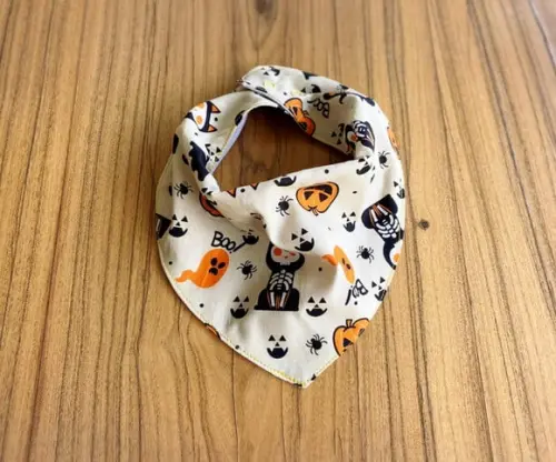 Babador Bandana Halloween Bege
