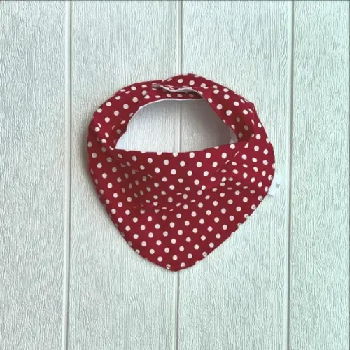 Babador Bandana Vermelho Bolinhas