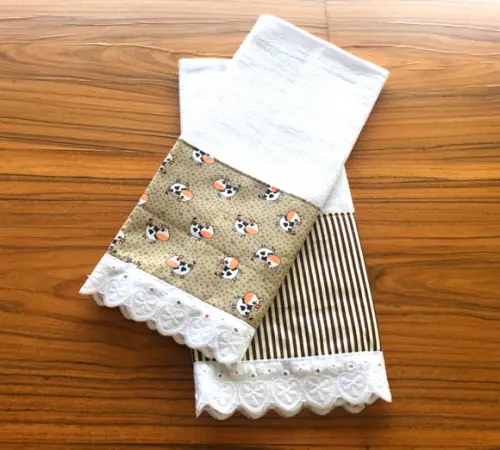 Conjunto Panos de Prato Vaquinhas Bege
