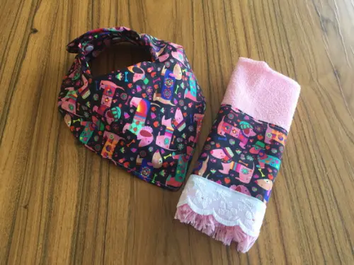 Jogo Babador Bandana + Toalha de Boca