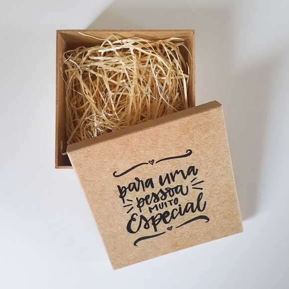 Caixa mdf para Presente Personalizada com Lettering a Mão