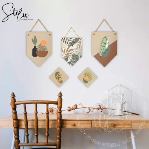 Kit de 3 Flâmulas mdf + 2 Placas Decoração para Hall