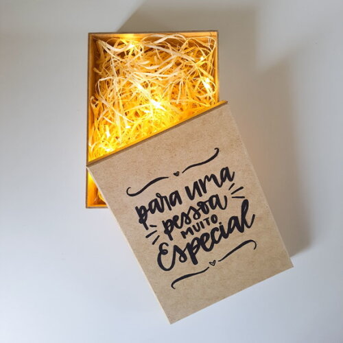 Caixa mdf para Presente Personalizada com Lettering a Mão
