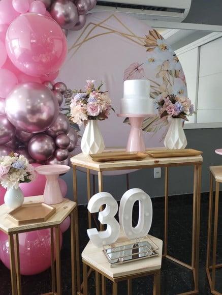 Aluguel de Decoração Festa 30 Anos