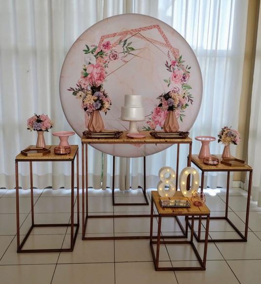 Aluguel de Decoração Festa 80 Anos