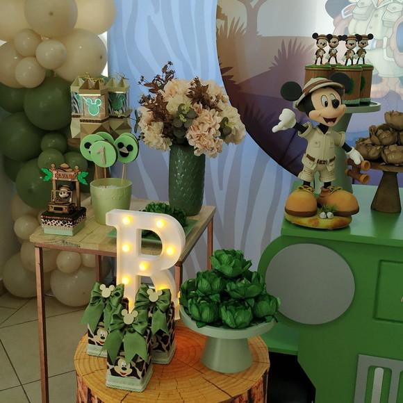 Aluguel de Decoração Mickey Safári