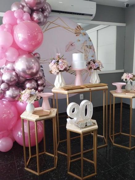 Aluguel de Decoração Rosê Gold Festa 90 Anos