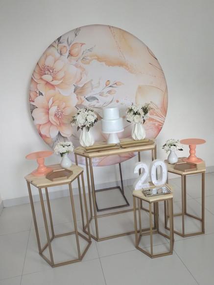 Aluguel Decoração 20 Anos Laranja