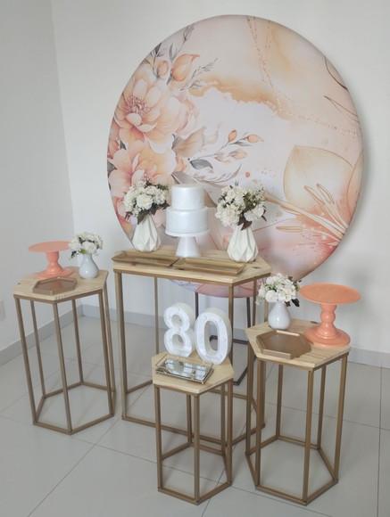 Aluguel Decoração Adulto 80 Anos Floral Laranja