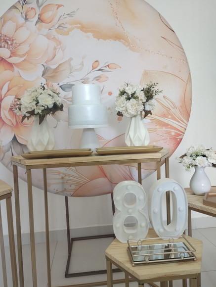 Aluguel Decoração Adulto 80 Anos Floral Laranja