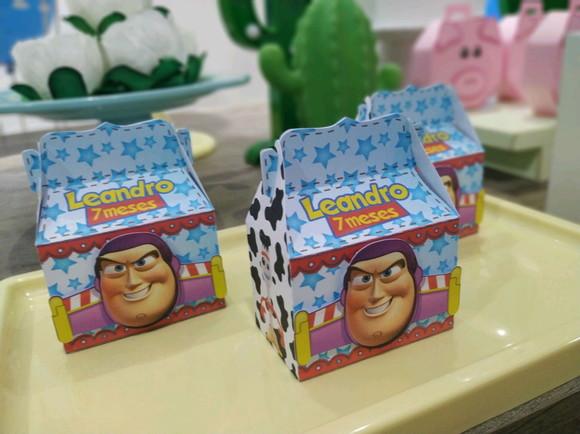 Caixa Lancheira Toy Story 8 Unidades