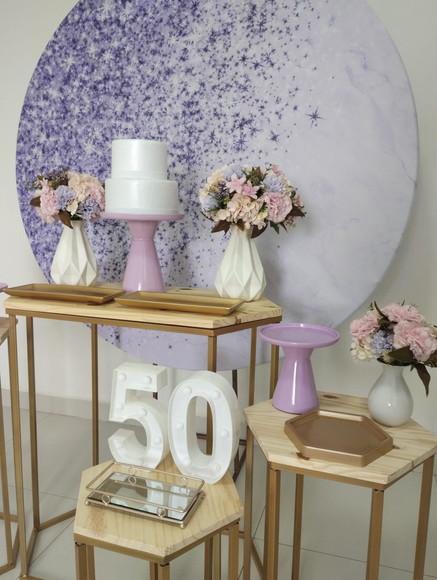 Decoração Lilás 50 Anos