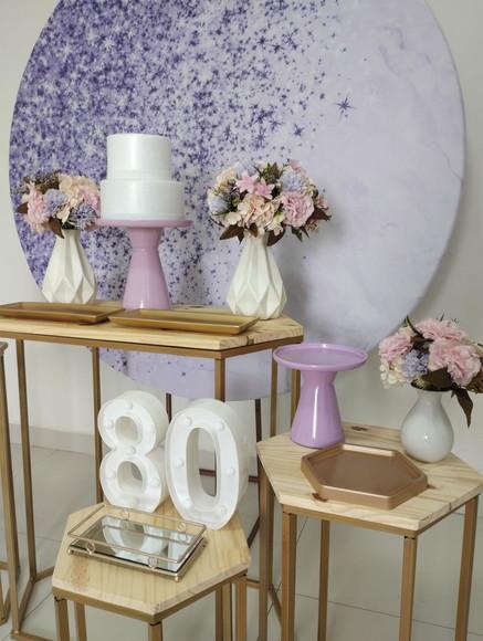 Decoração Lilás 80 Anos