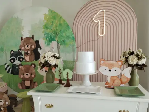 Aluguel de Decoração Bosque Encantado