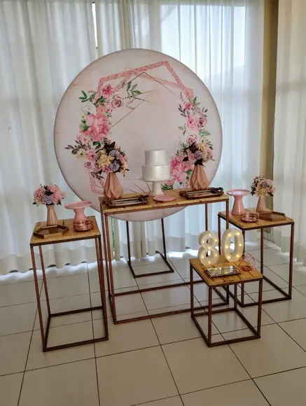 Aluguel de Decoração Festa 80 Anos