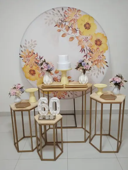 Aluguel de Decoração Floral Amarelo 60 Anos