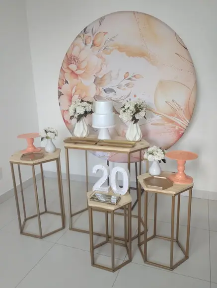 Aluguel Decoração 20 Anos Laranja