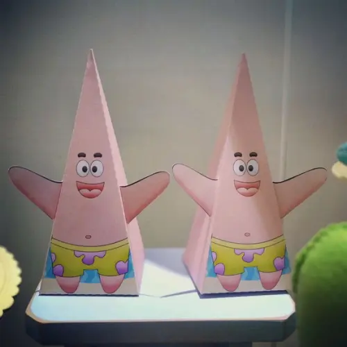 Caixa Cone Patrick Bob Esponja Contém 08 Unidades