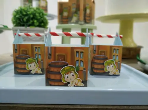 Caixa Cubo Canudo Turma do Chaves 10 Unidades
