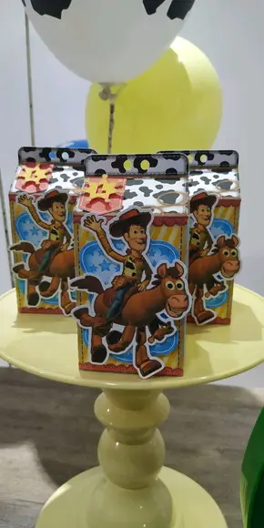 Caixa Milk Toy Story 8 Unidades