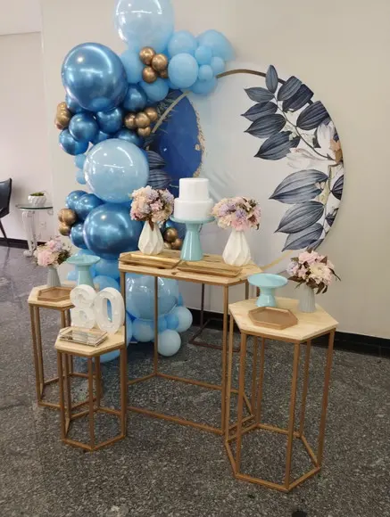 Decoração Adulto Azul com Decoração de Balões