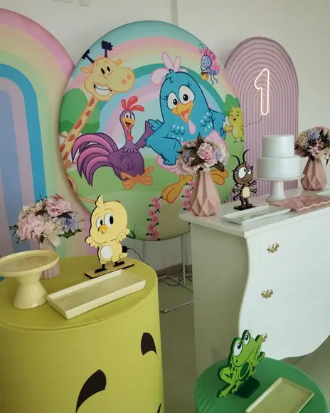 Decoração Galinha Pintadinha